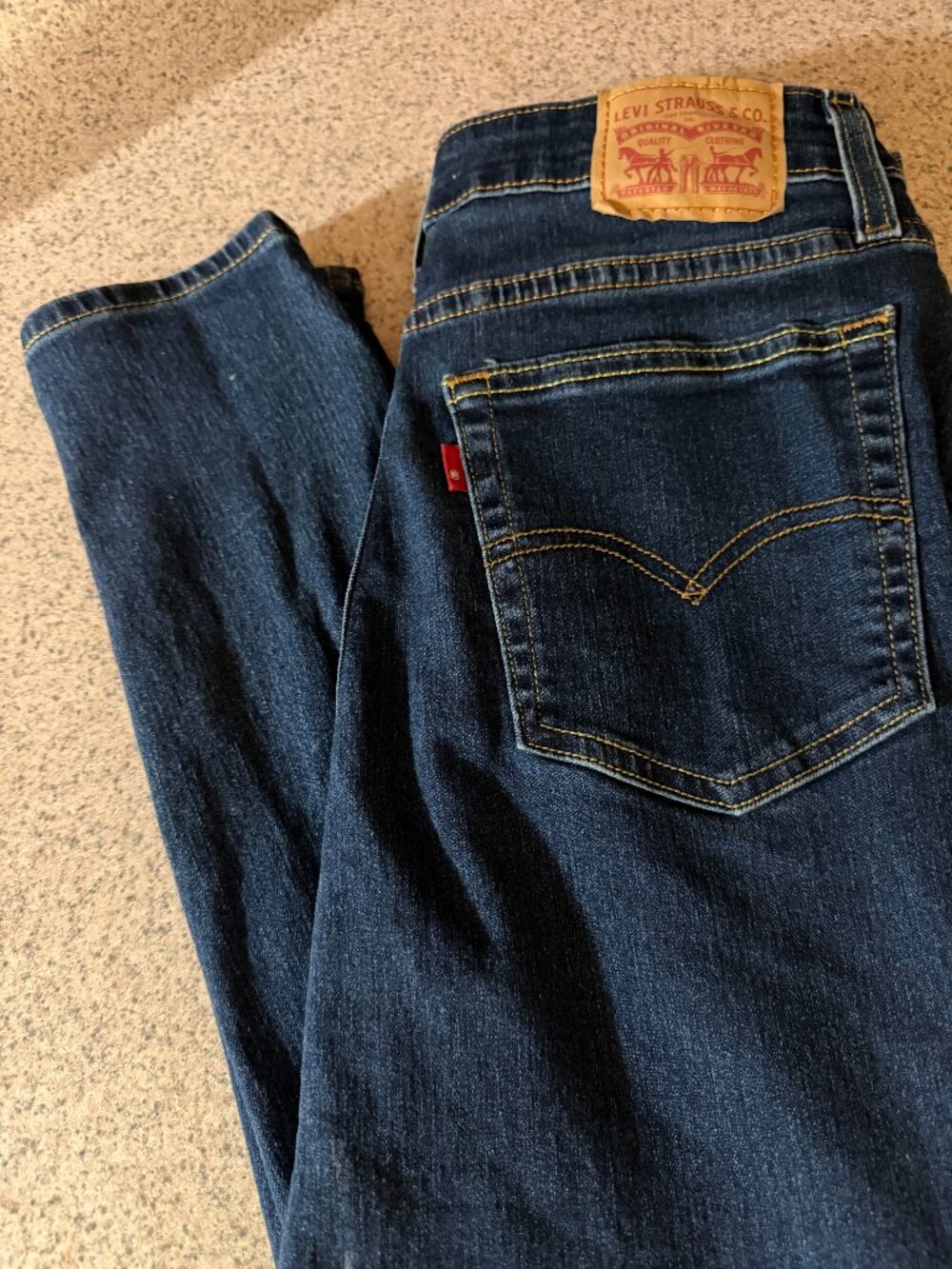 Levi’s Women's 721 High Rise Skinny Jeans - Size 29